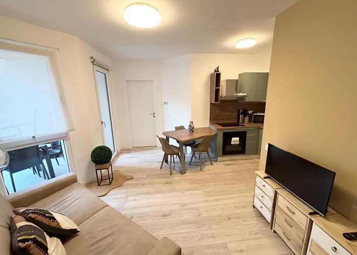 Eurhome * 克卢索内
